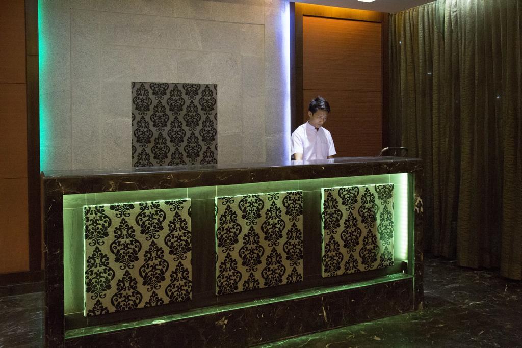 The Metroplace Inside Ascendas It Park Taramani Chennai